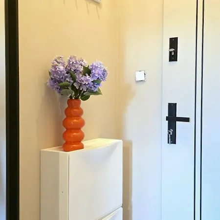 Aviendo Traugutta Διαμέρισμα *